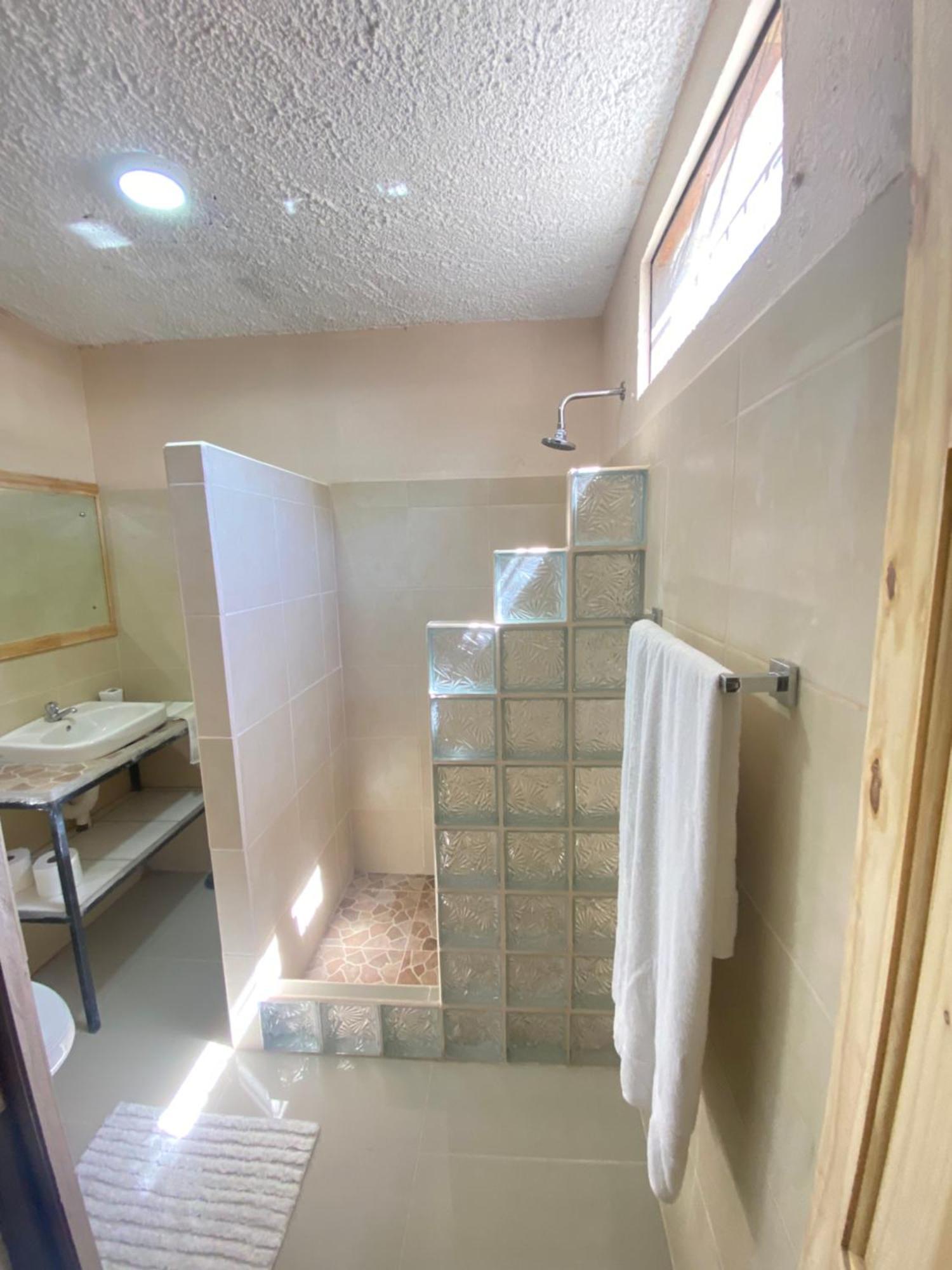 Aguti Apartment Manuel Antonio Bagian luar foto